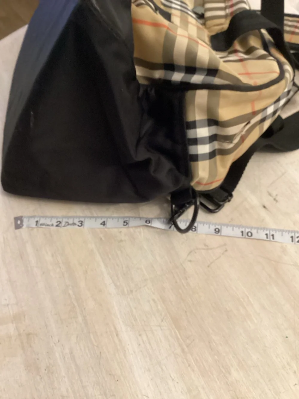 Burberry Golf Canvas Nova Check Duffle  Bag FLAWED - Picture 15 of 16